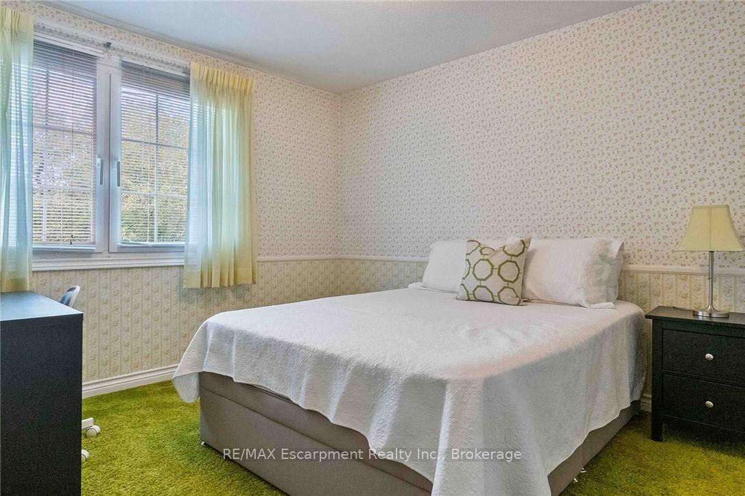 Photo 26 of 255 Spring Garden Road, Oakville, Southwest — HOMEH