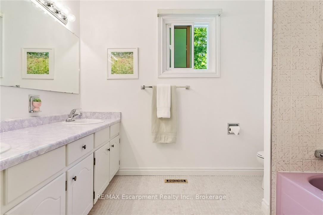 Photo 28 of 255 Spring Garden Road, Oakville, Southwest — HOMEH