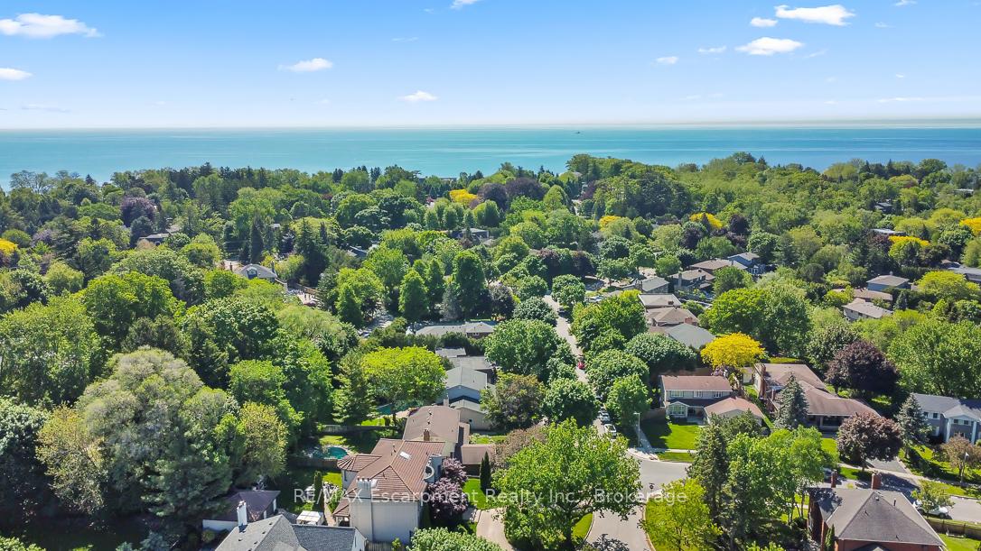 Photo 32 of 255 Spring Garden Road, Oakville, Southwest — HOMEH