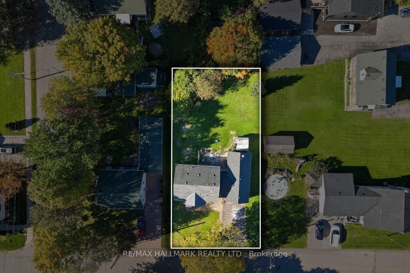 Photo 4 of 6 Albert Street, Whitby, Brooklin — HOMEH