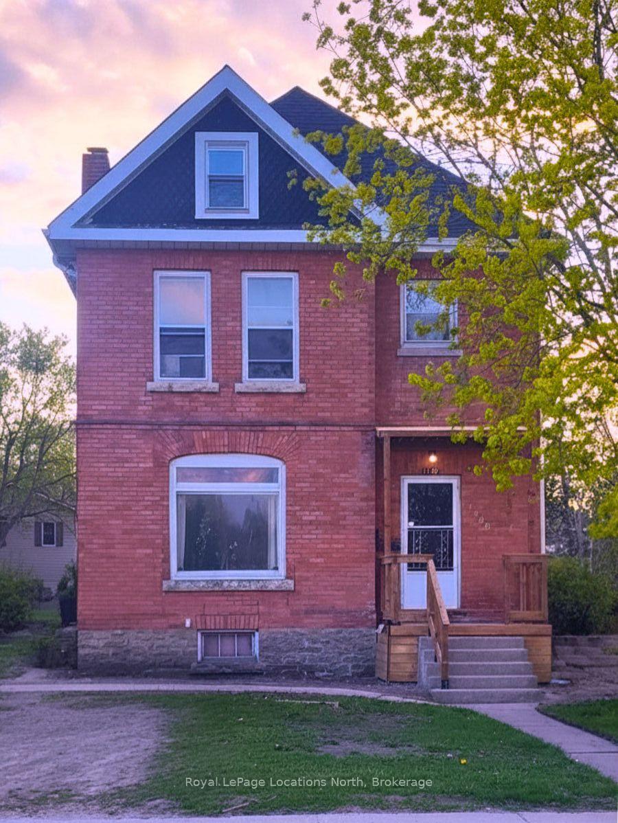 Photo of 1140 2nd Avenue W