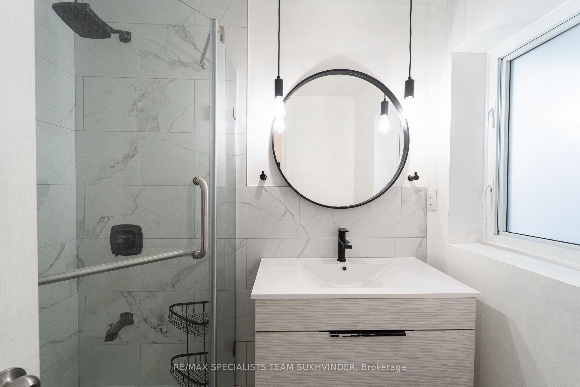 Photo 23 of Unit Main, 79 Redwater Drive, Etobicoke, Rexdale-Kipling — HOMEH