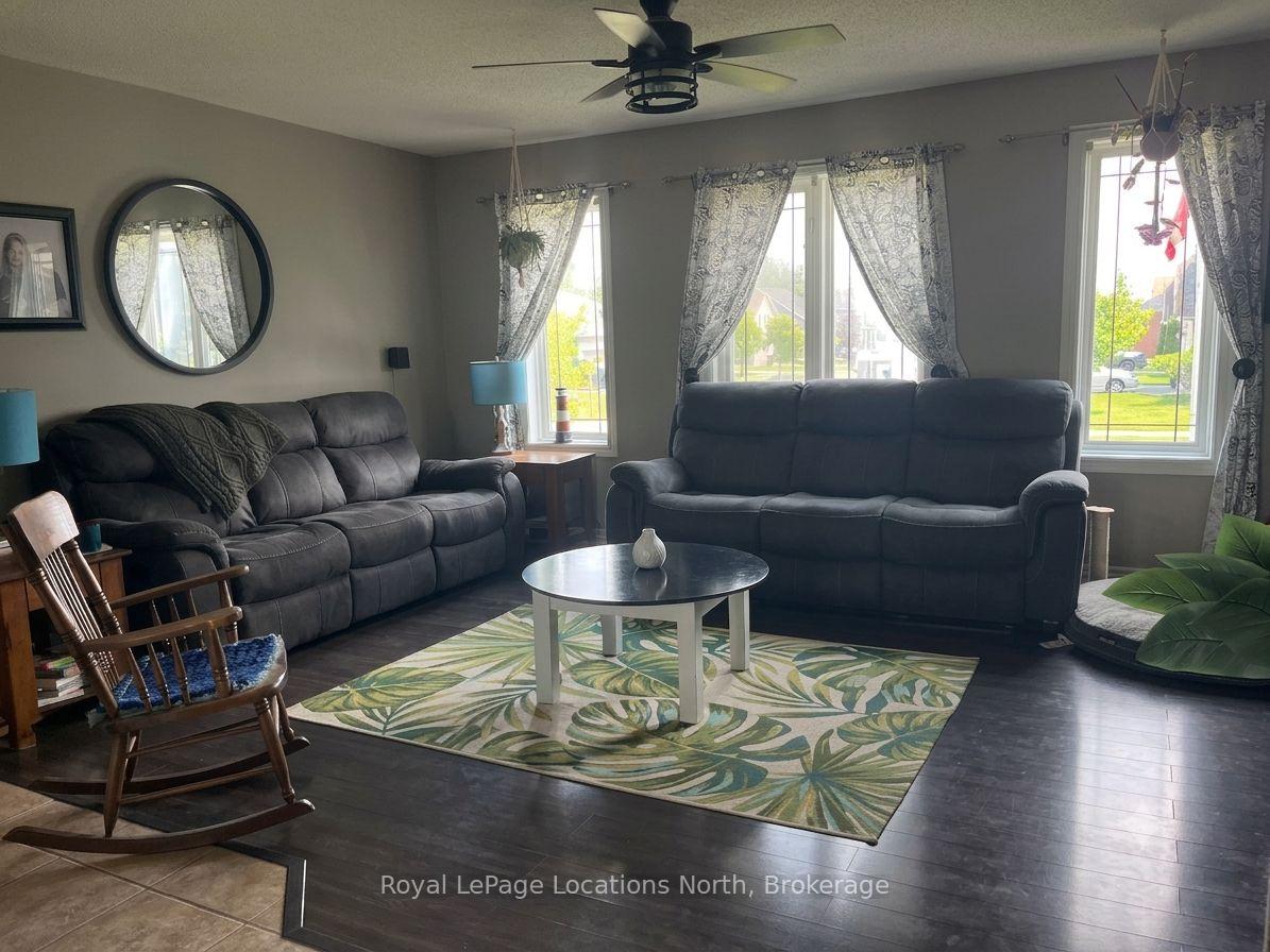 Photo 3 of 239 Atkinson Street, Clearview, Stayner — HOMEH