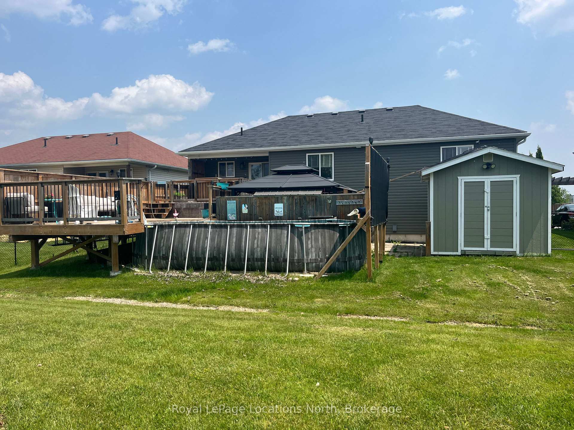 Photo 9 of 239 Atkinson Street, Clearview, Stayner — HOMEH