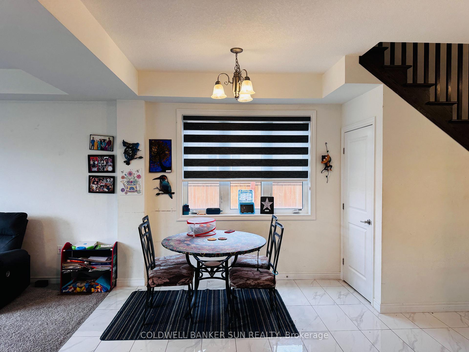 Photo 16 of 46 Zoe Lane, Hamilton, Rural Glanbrook — HOMEH