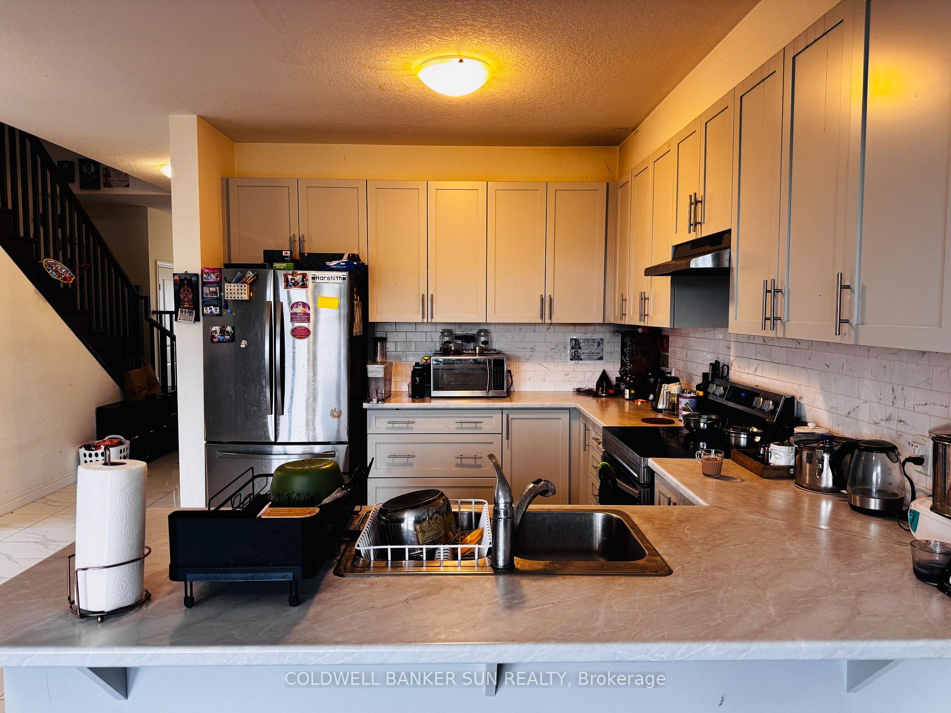 Photo 15 of 46 Zoe Lane, Hamilton, Rural Glanbrook — HOMEH