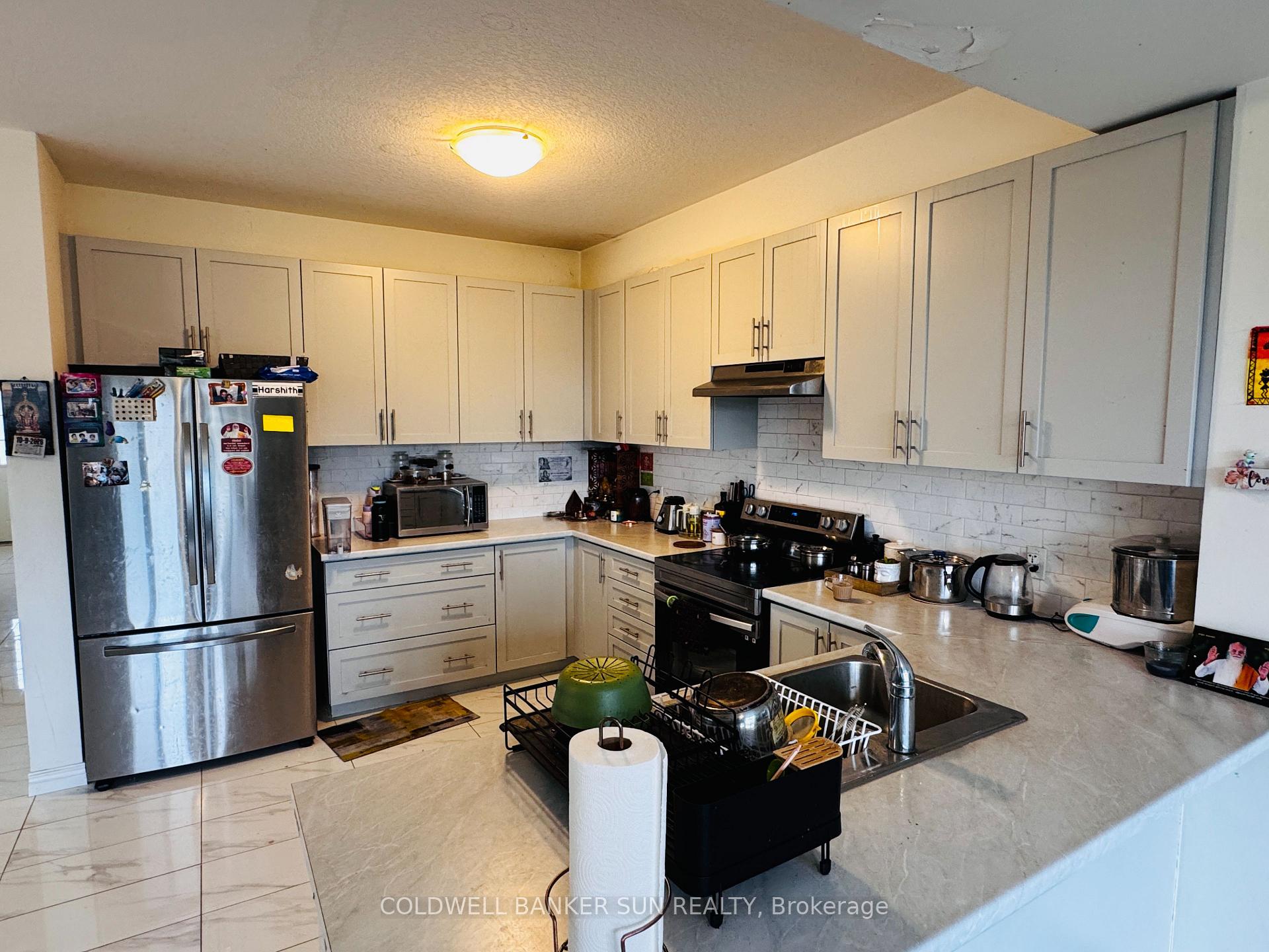 Photo 23 of 46 Zoe Lane, Hamilton, Rural Glanbrook — HOMEH