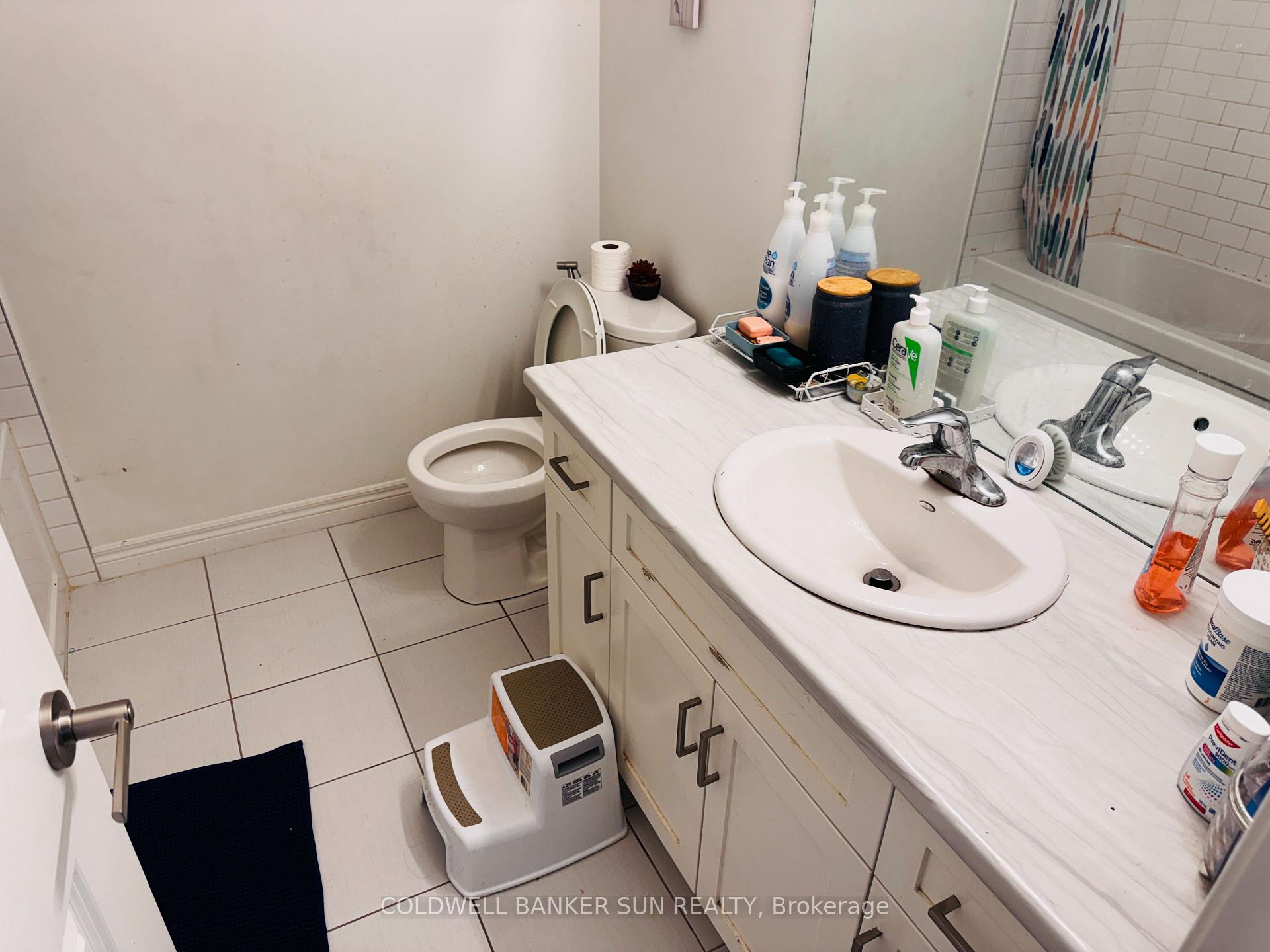 Photo 25 of 46 Zoe Lane, Hamilton, Rural Glanbrook — HOMEH