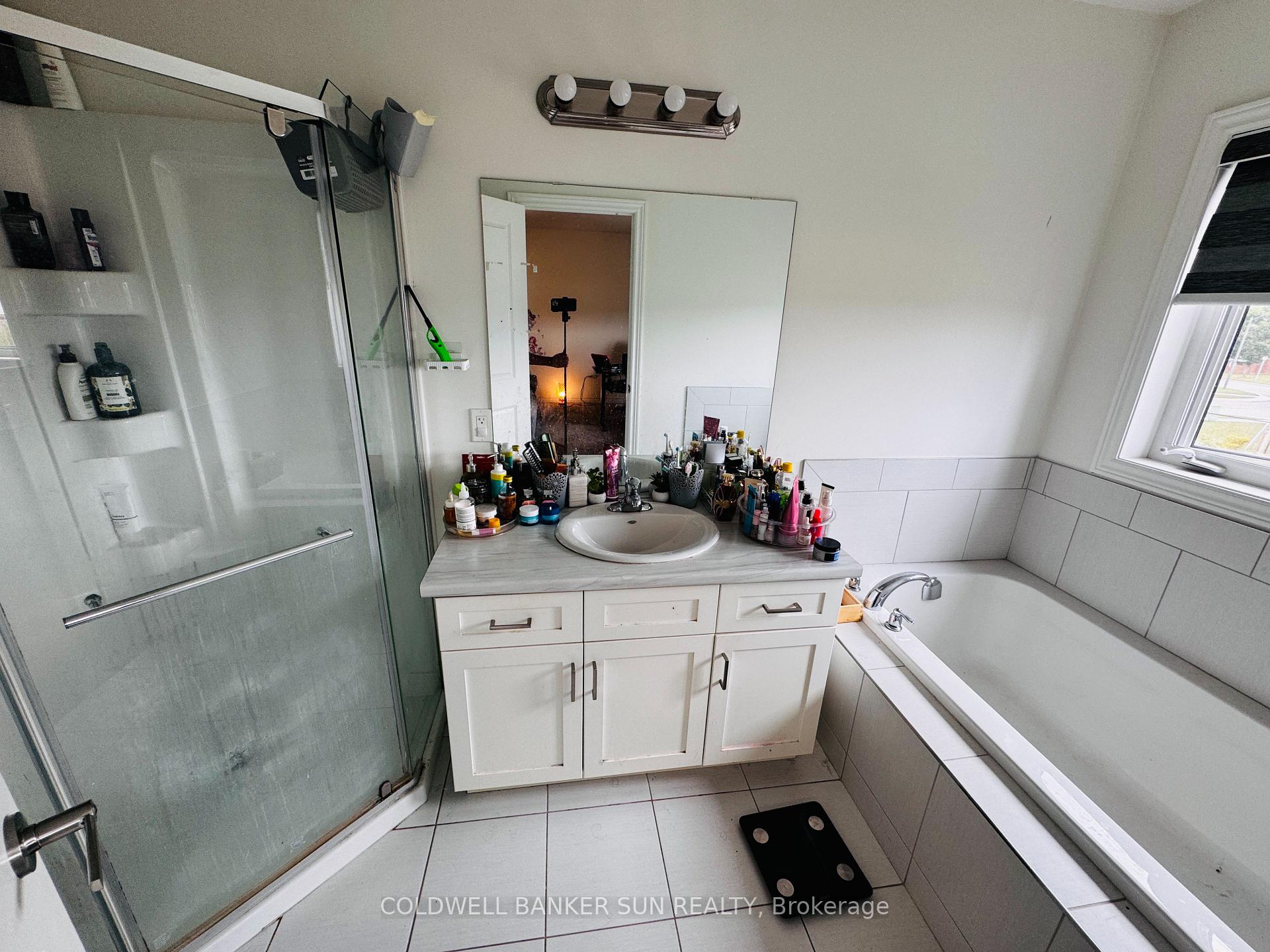 Photo 28 of 46 Zoe Lane, Hamilton, Rural Glanbrook — HOMEH