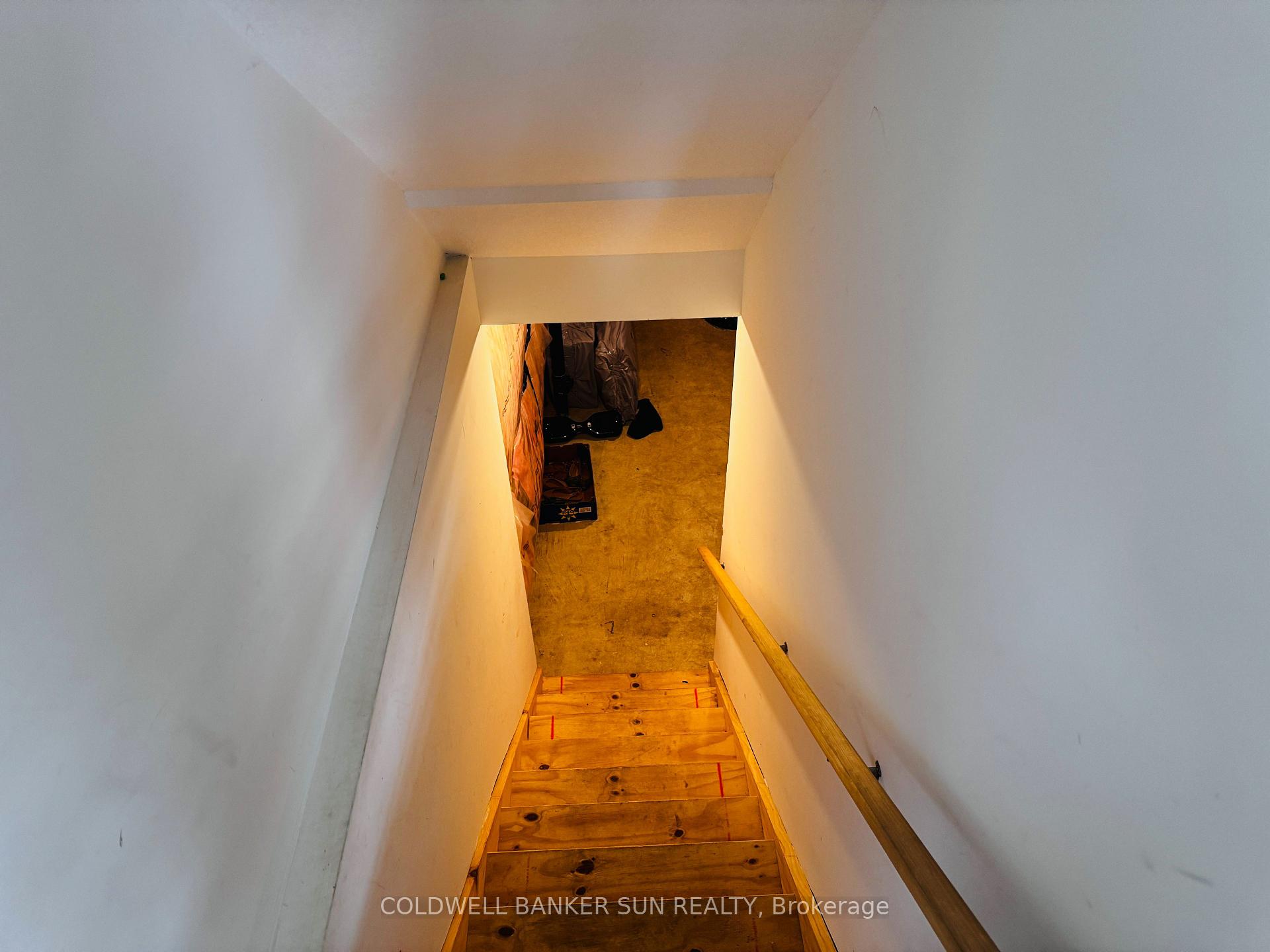Photo 29 of 46 Zoe Lane, Hamilton, Rural Glanbrook — HOMEH