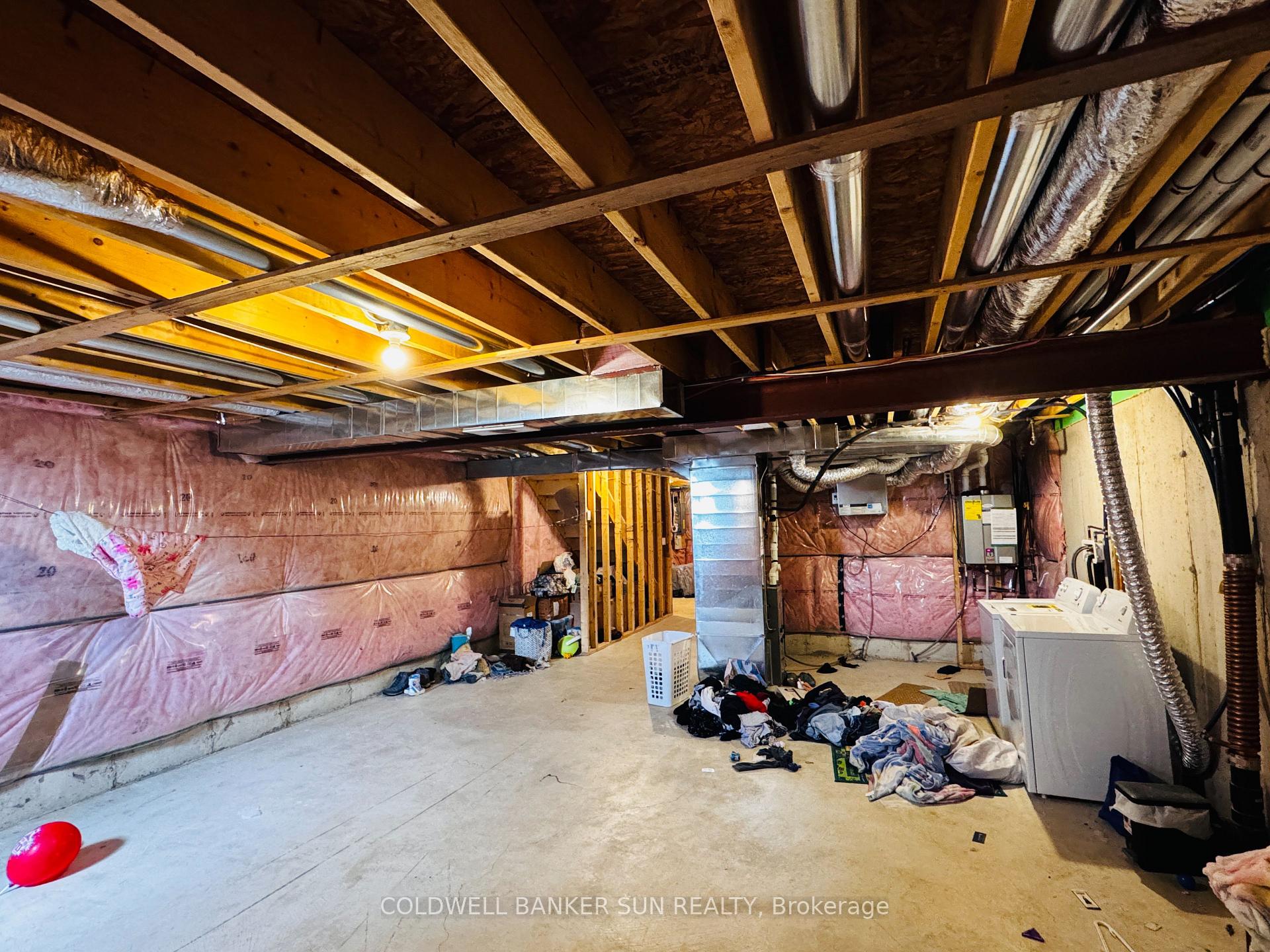 Photo 31 of 46 Zoe Lane, Hamilton, Rural Glanbrook — HOMEH