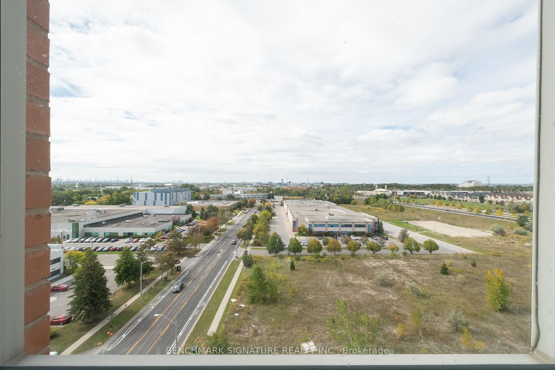 Photo 11 of Unit 1115, 50 Clegg Road, Markham, Unionville — HOMEH