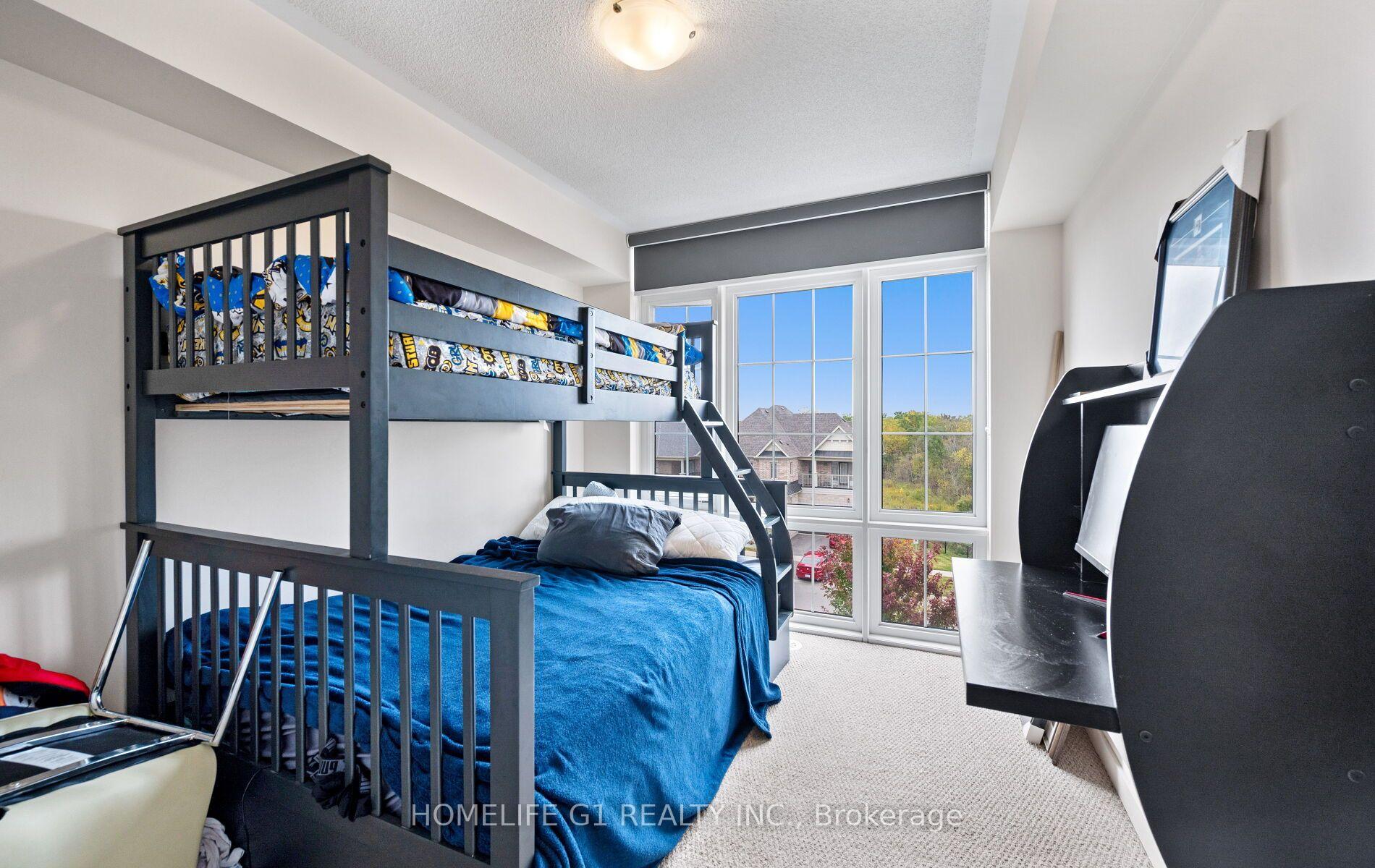 Photo 26 of 1 Whitaker Way, Whitchurch-Stouffville, Stouffville — HOMEH
