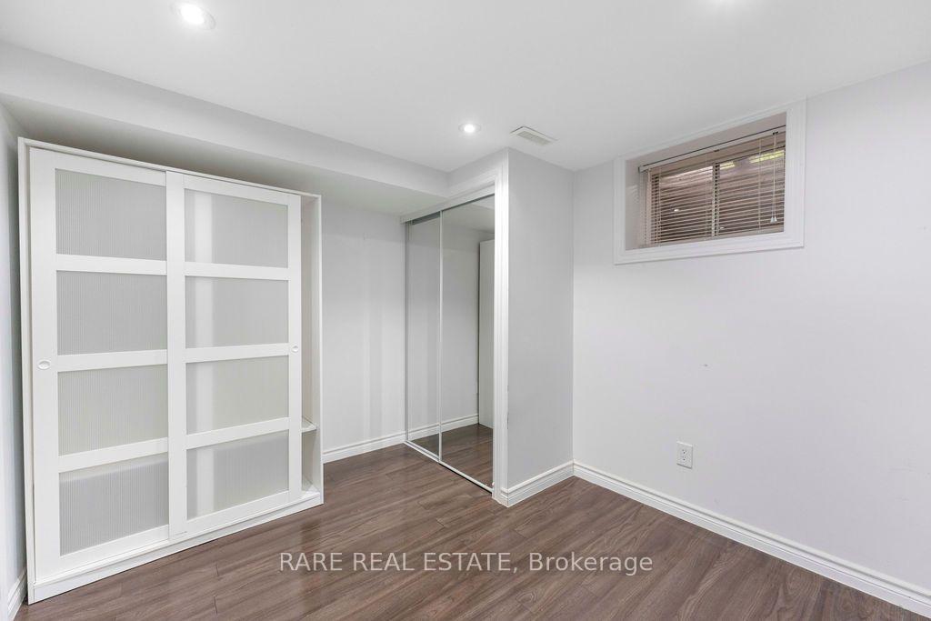 Photo 7 of Unit Lower, 733 Eaglemount Crescent, Mississauga, Erindale — HOMEH