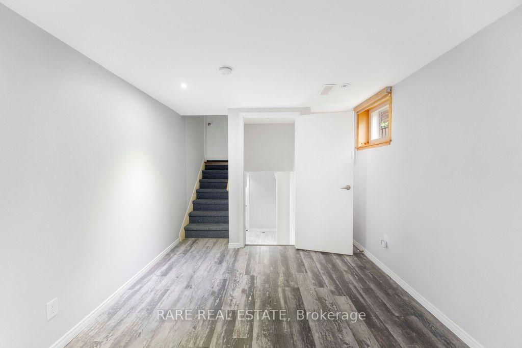 Photo 14 of Unit Lower, 733 Eaglemount Crescent, Mississauga, Erindale — HOMEH