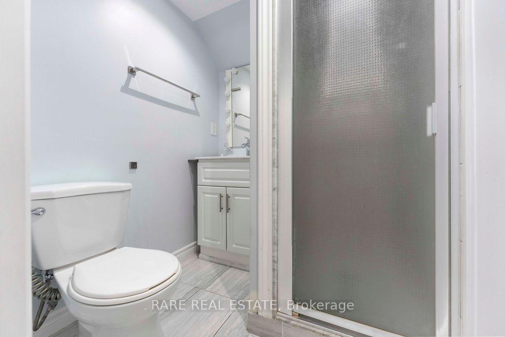 Photo 16 of Unit Lower, 733 Eaglemount Crescent, Mississauga, Erindale — HOMEH