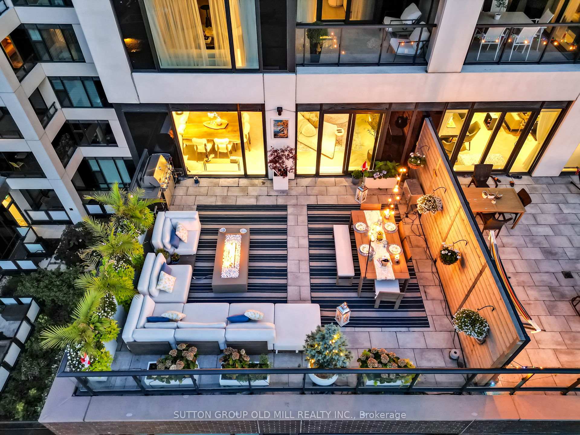Photo 1 of Unit 711, 455 Wellington Street W, Toronto, Waterfront Communities — HOMEH