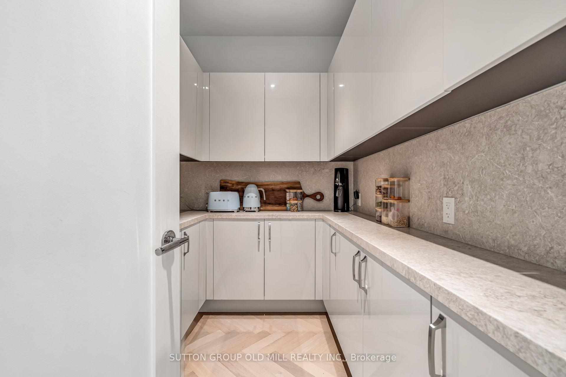 Photo 19 of Unit 711, 455 Wellington Street W, Toronto, Waterfront Communities — HOMEH