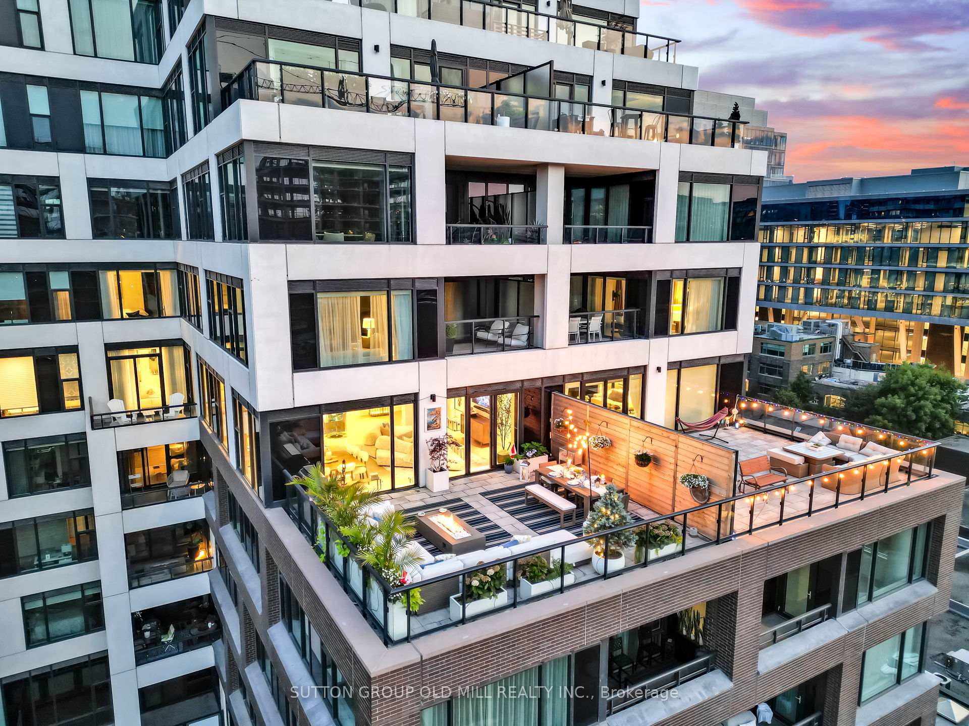 Photo 39 of Unit 711, 455 Wellington Street W, Toronto, Waterfront Communities — HOMEH