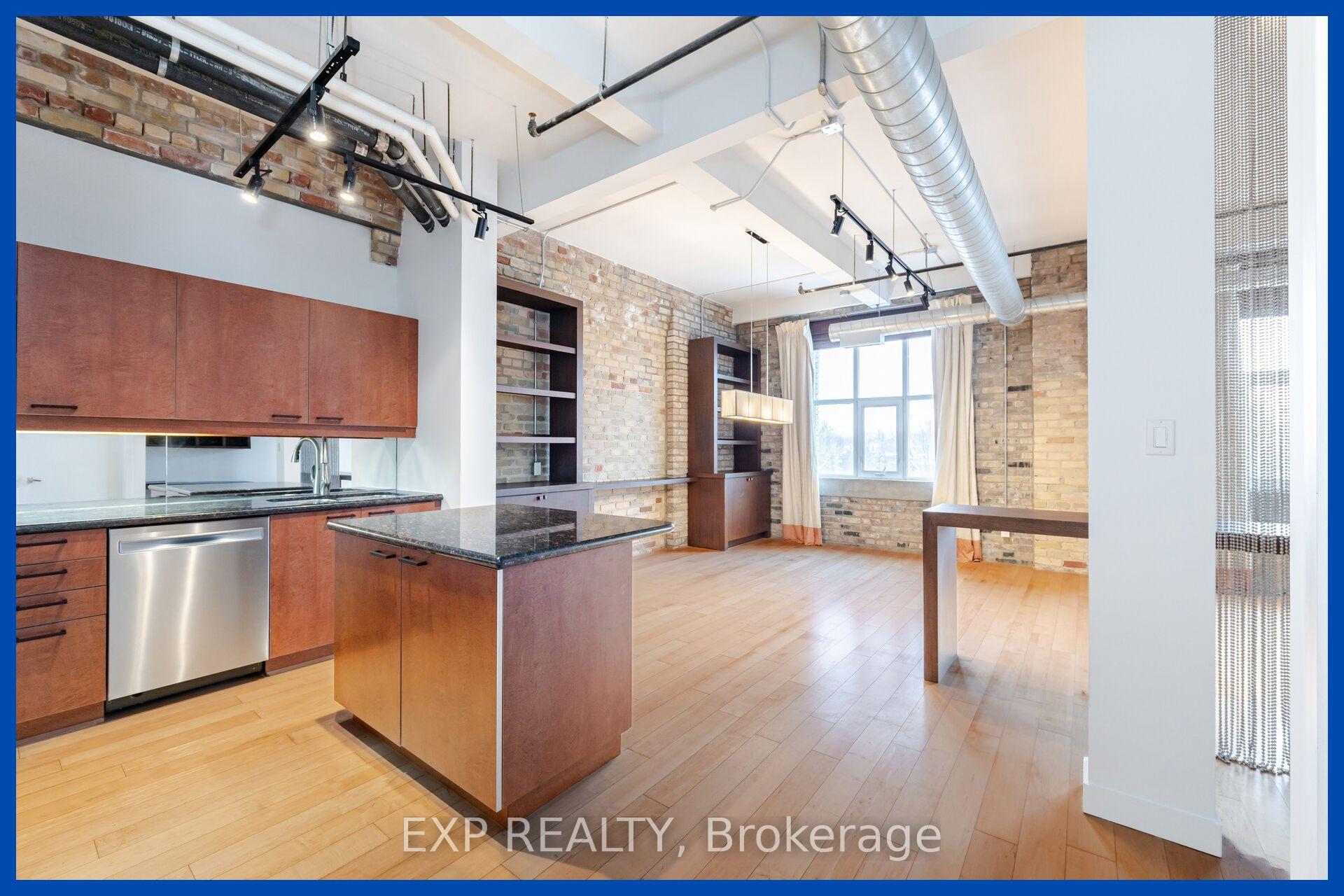 Photo of Unit 513, 955 Queen Street W