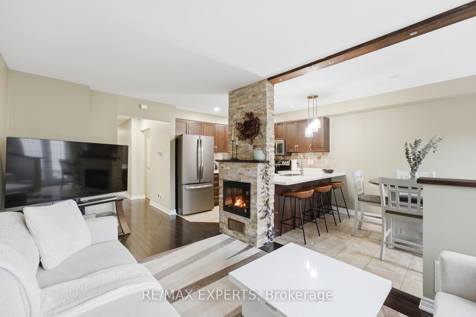 Photo 8 of 72 Victor Large Way, Orangeville — HOMEH