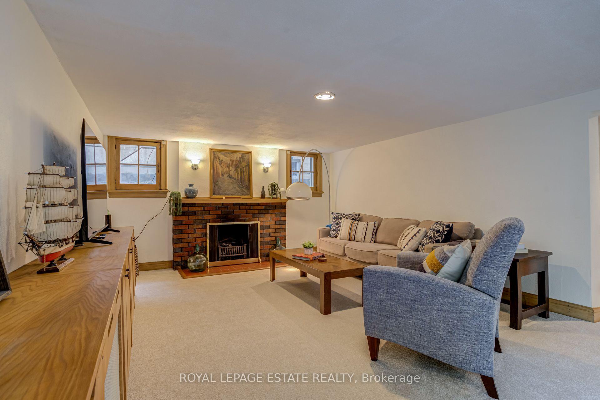 Photo 28 of 30 Barbara Crescent, Toronto, East York — HOMEH
