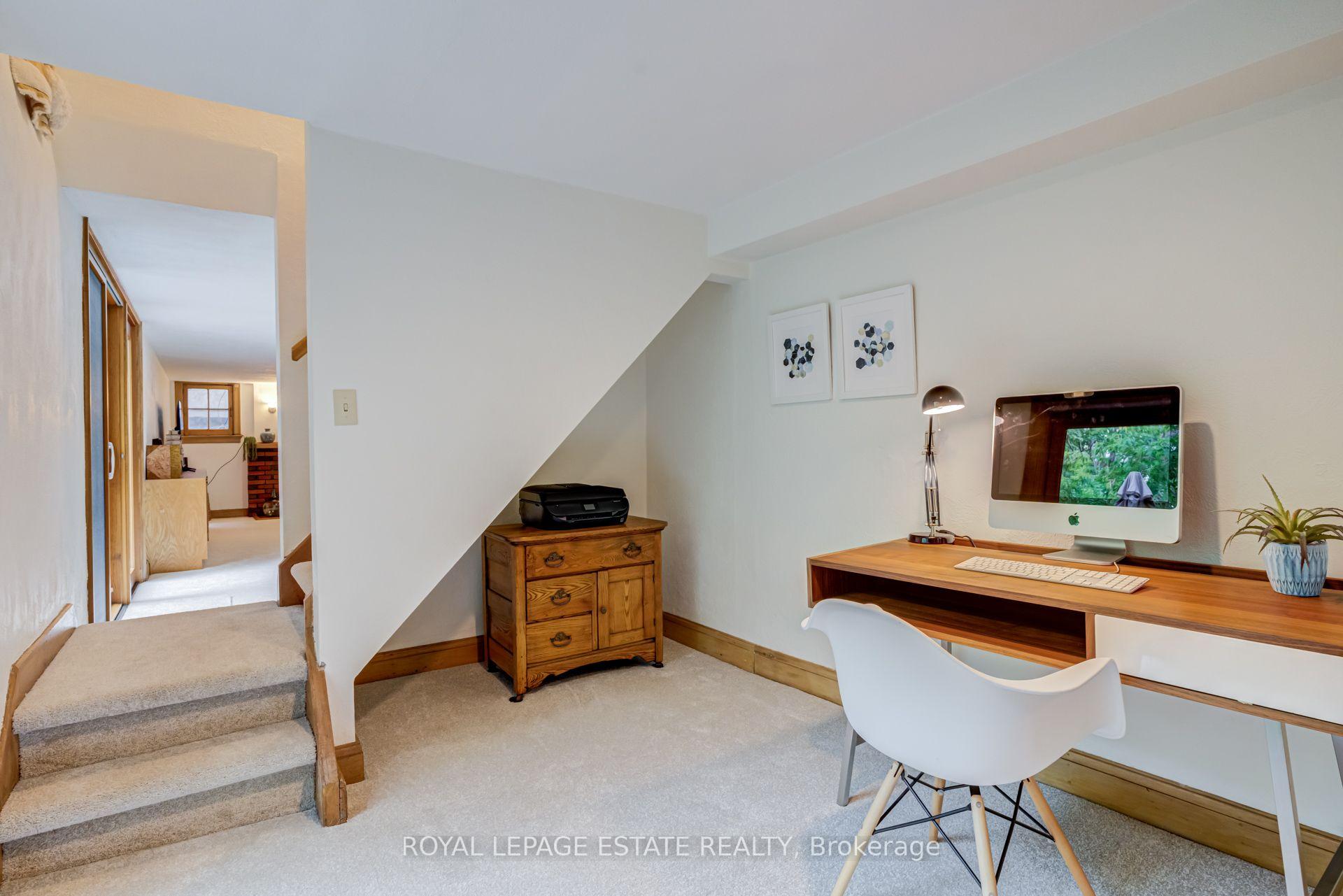 Photo 31 of 30 Barbara Crescent, Toronto, East York — HOMEH