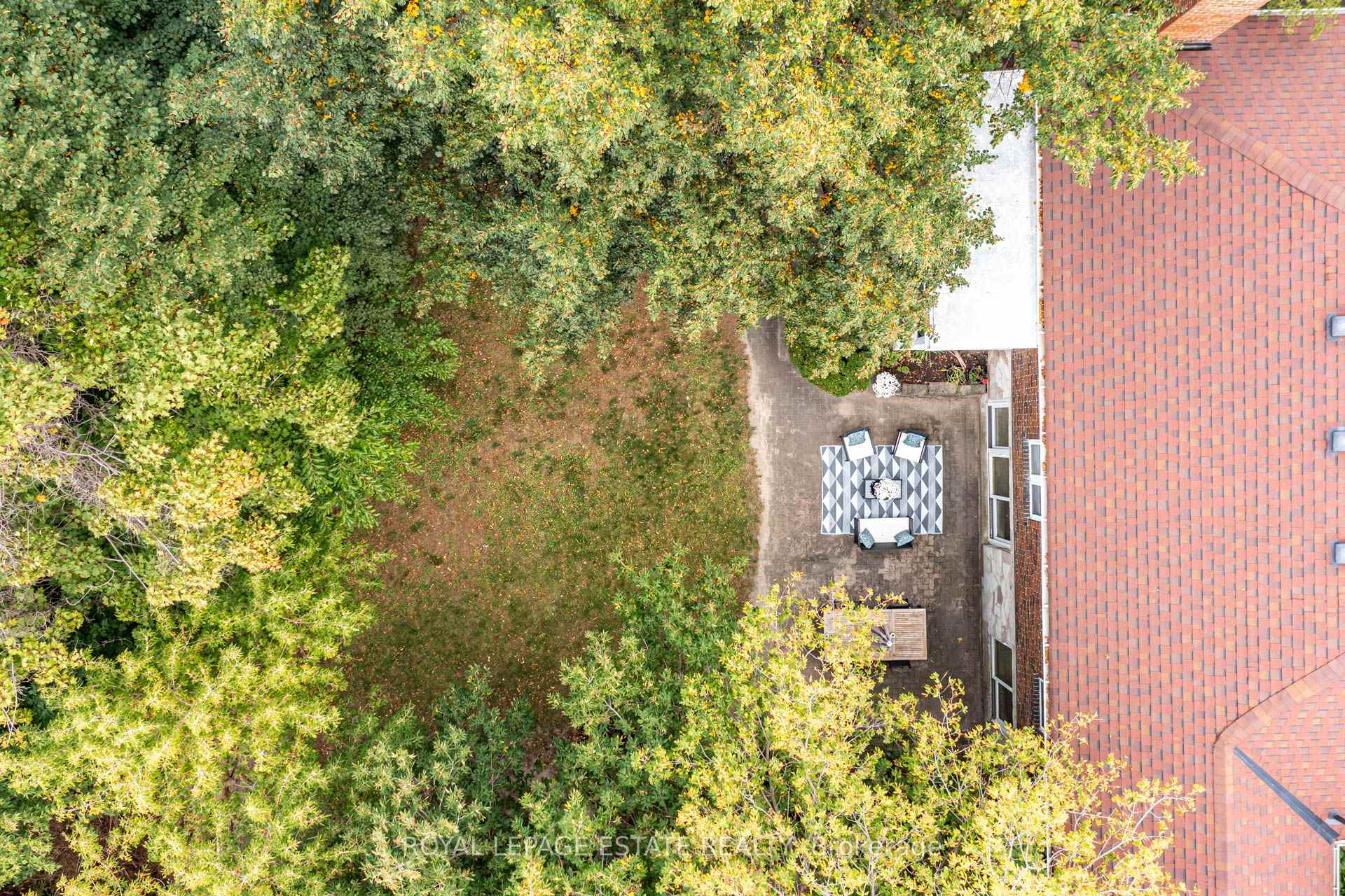 Photo 38 of 30 Barbara Crescent, Toronto, East York — HOMEH