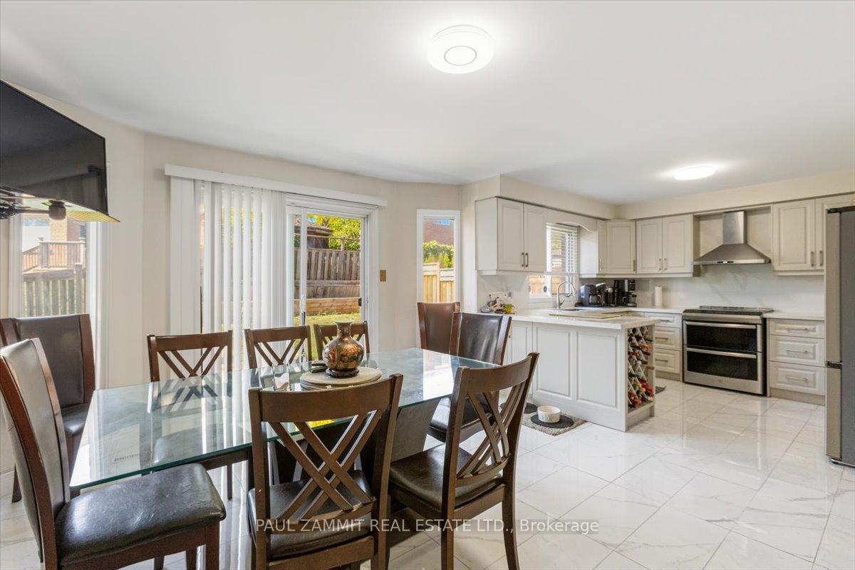 Photo 12 of 236 Green Lane, Markham, Thornlea — HOMEH