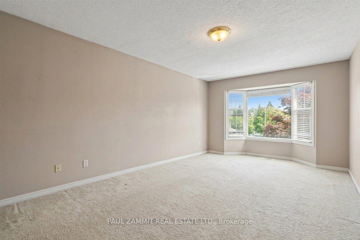 Photo 17 of 236 Green Lane, Markham, Thornlea — HOMEH