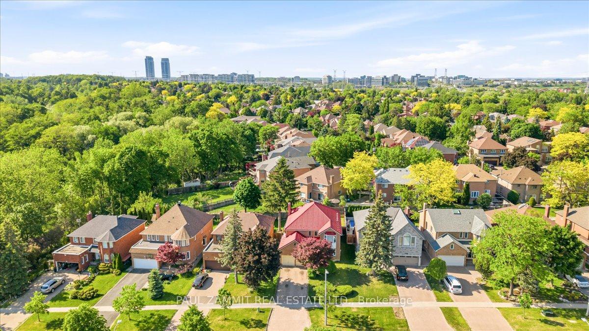 Photo 41 of 236 Green Lane, Markham, Thornlea — HOMEH