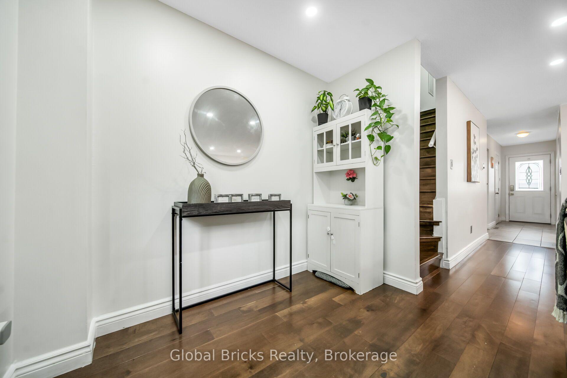 Photo 22 of Unit 27, 15 Green Valley Drive, Kitchener, Pioneer Park — HOMEH