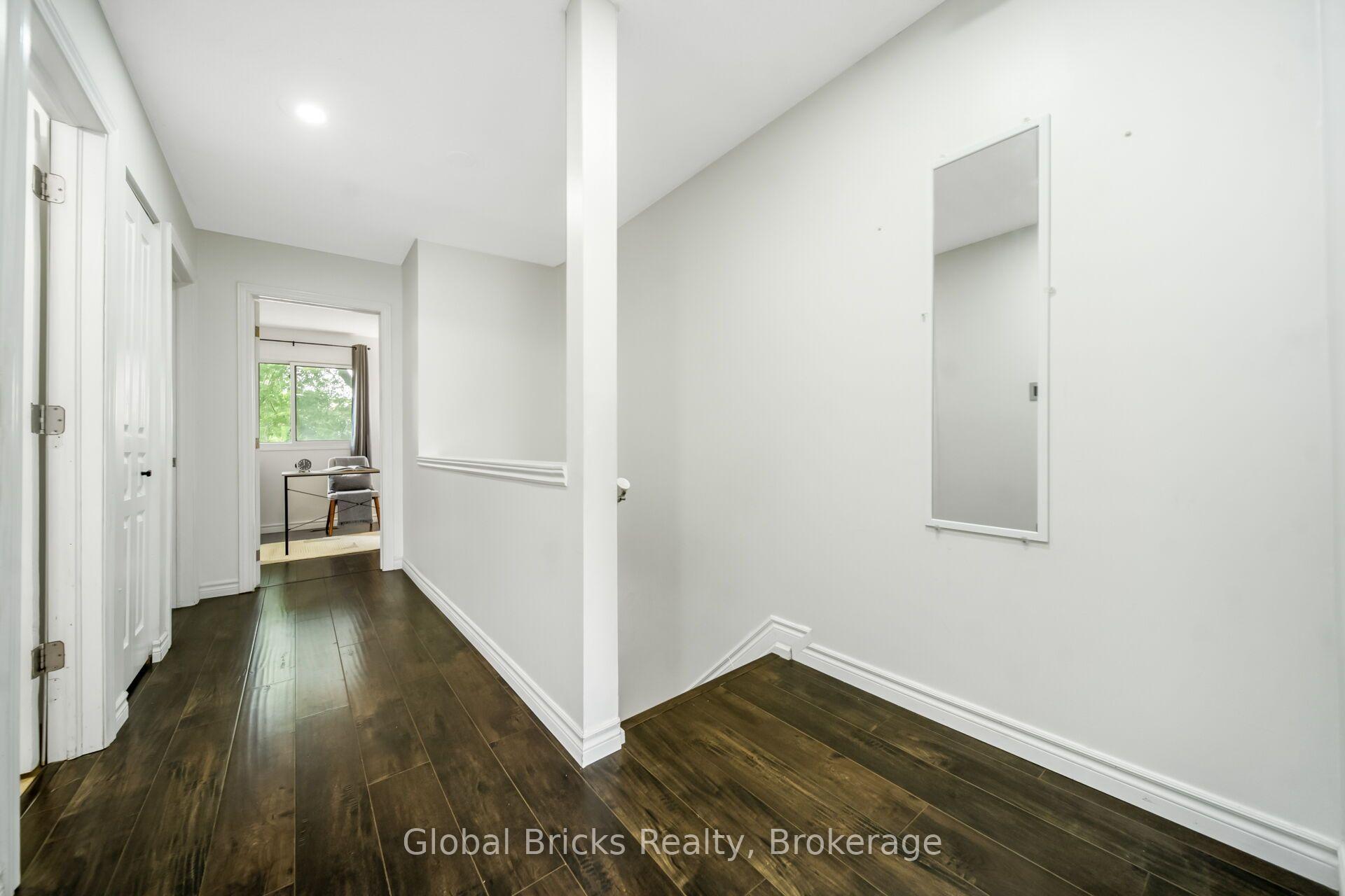 Photo 24 of Unit 27, 15 Green Valley Drive, Kitchener, Pioneer Park — HOMEH