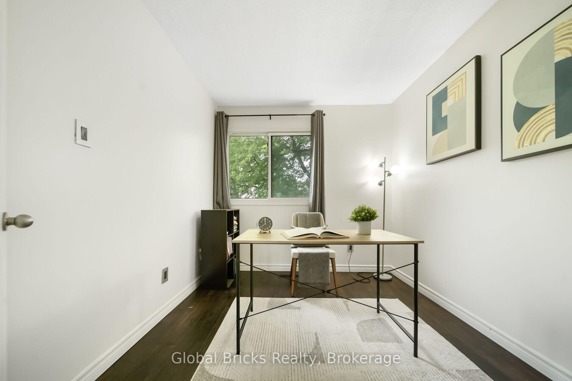 Photo 32 of Unit 27, 15 Green Valley Drive, Kitchener, Pioneer Park — HOMEH