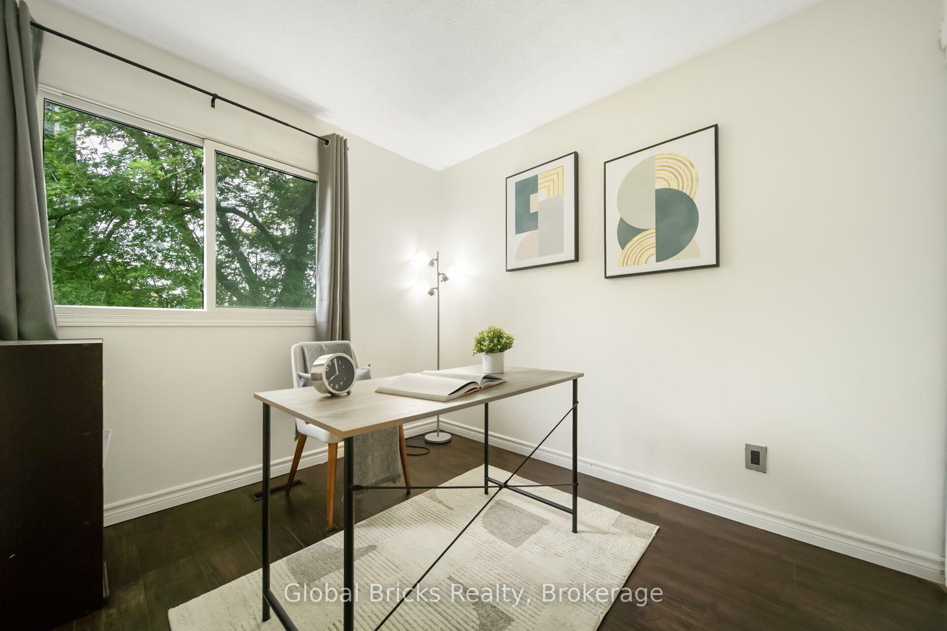 Photo 33 of Unit 27, 15 Green Valley Drive, Kitchener, Pioneer Park — HOMEH