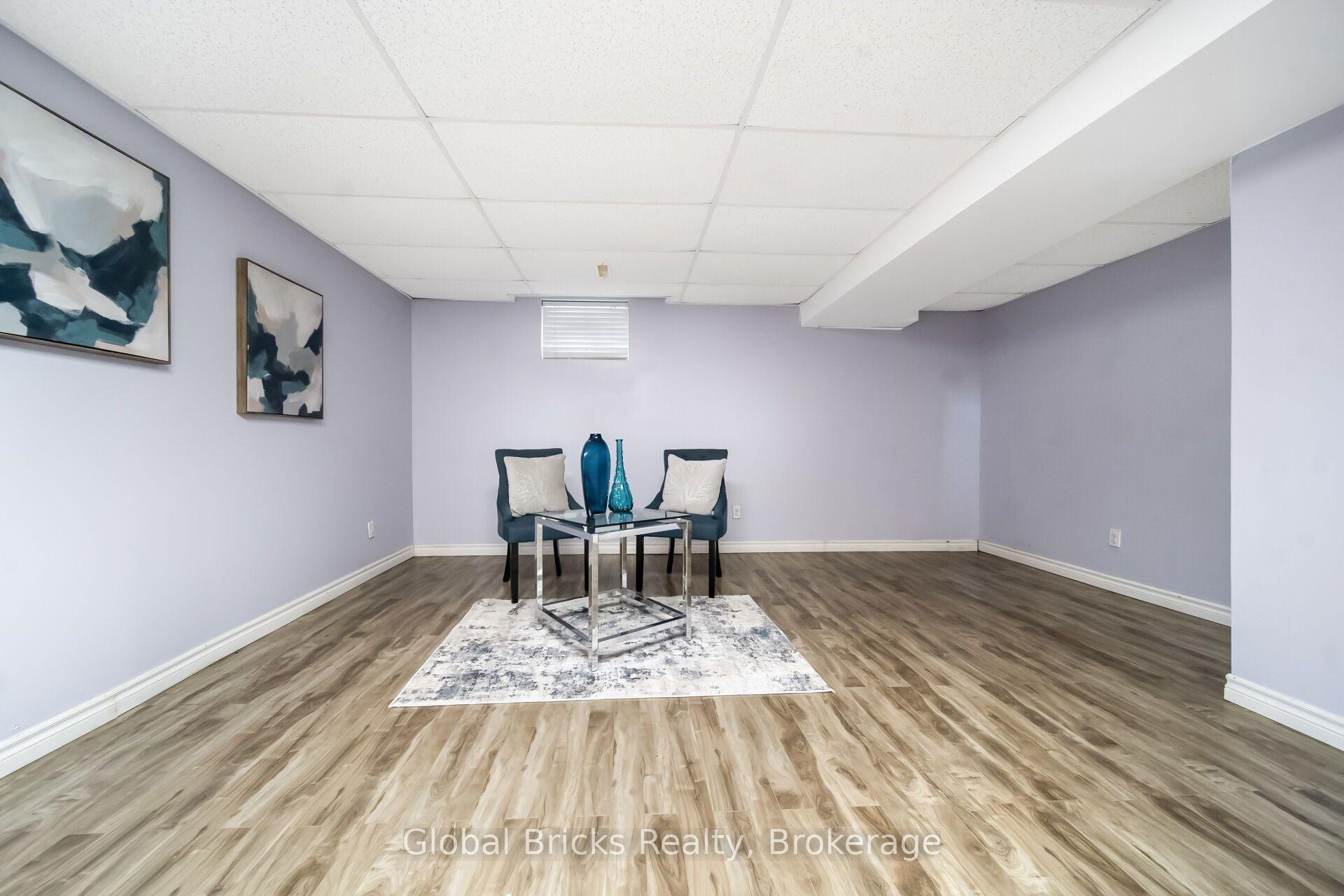 Photo 40 of Unit 27, 15 Green Valley Drive, Kitchener, Pioneer Park — HOMEH