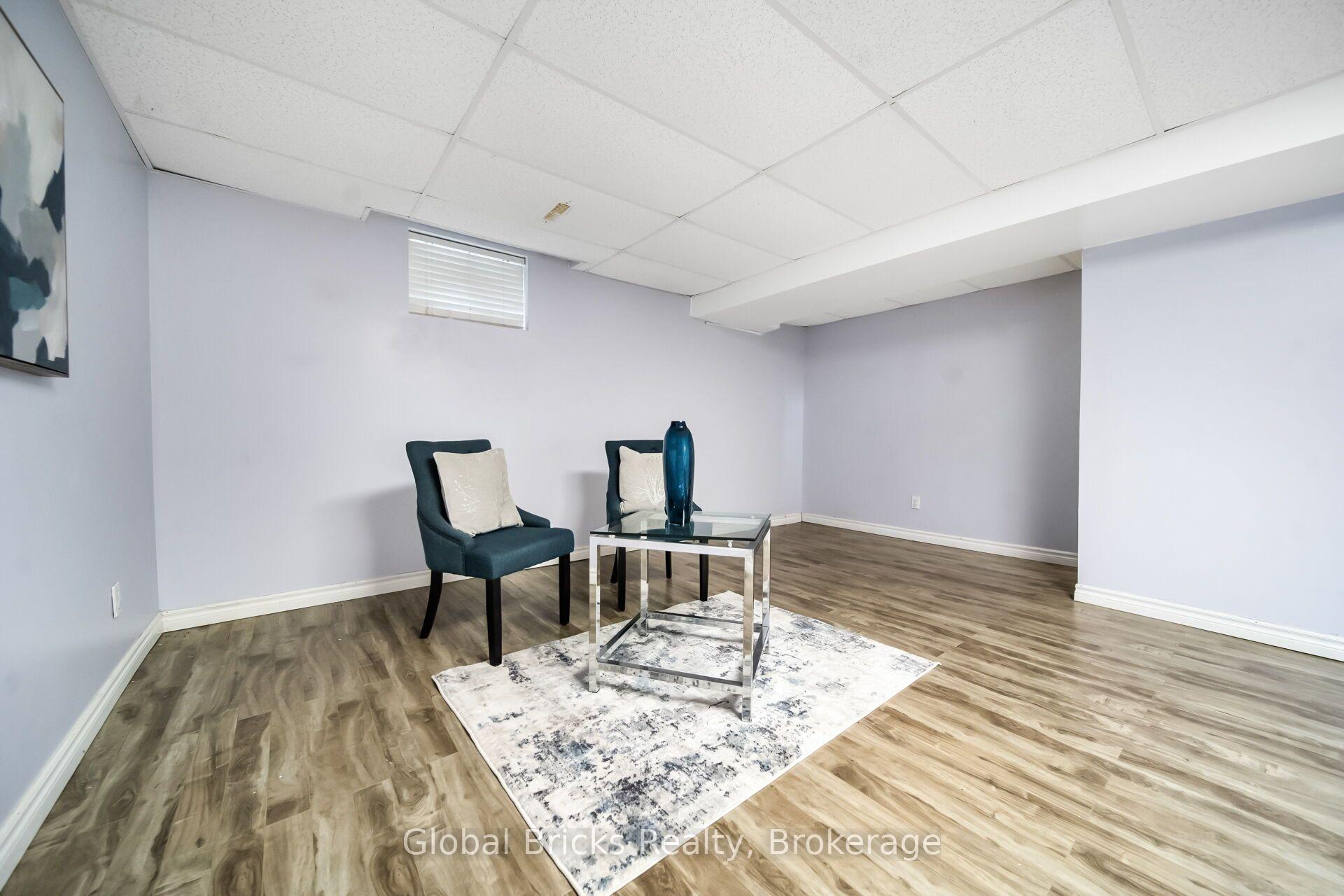 Photo 41 of Unit 27, 15 Green Valley Drive, Kitchener, Pioneer Park — HOMEH