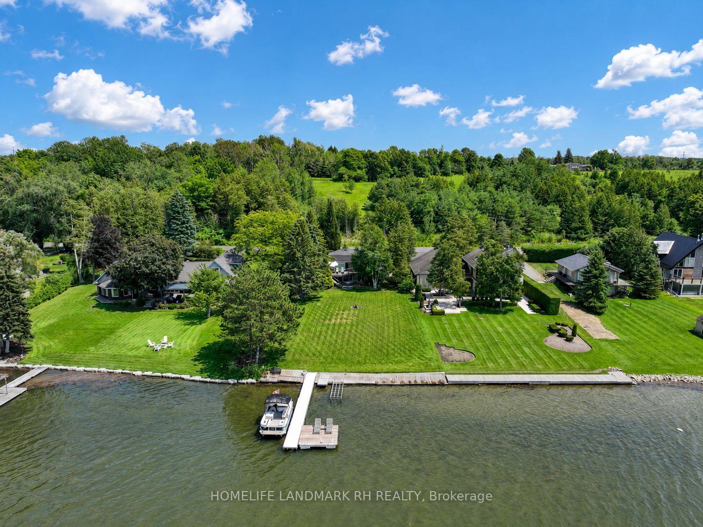 Photo of 186 Spring Boulevard