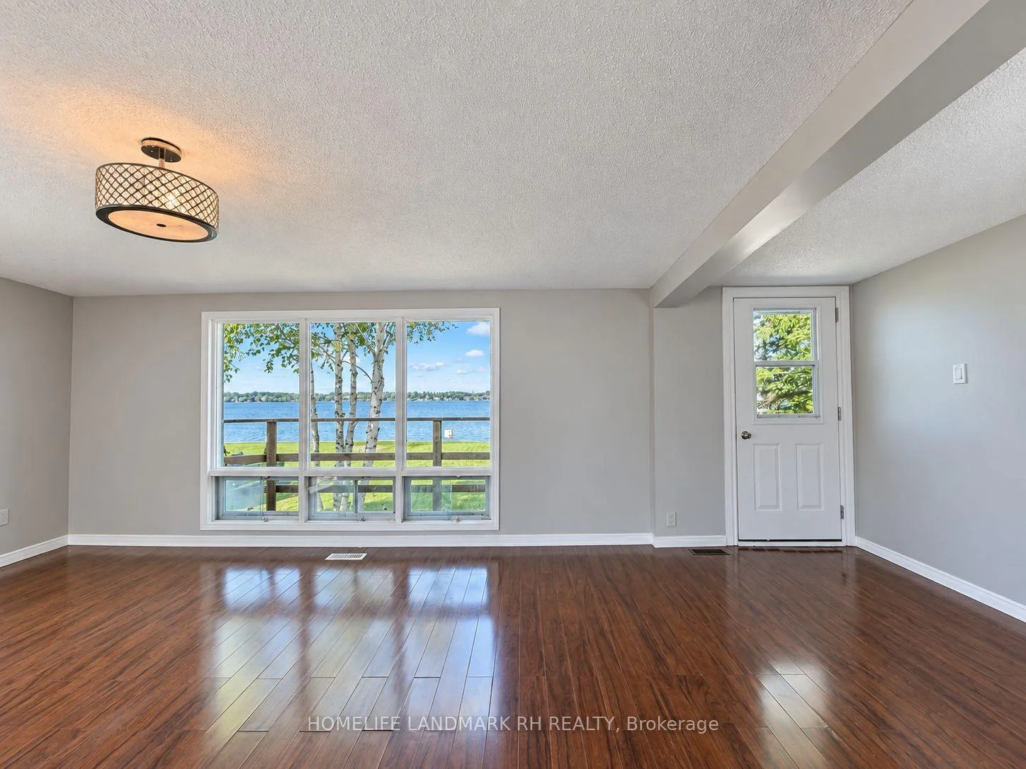 Photo 12 of 186 Spring Boulevard, Scugog, Rural Scugog — HOMEH