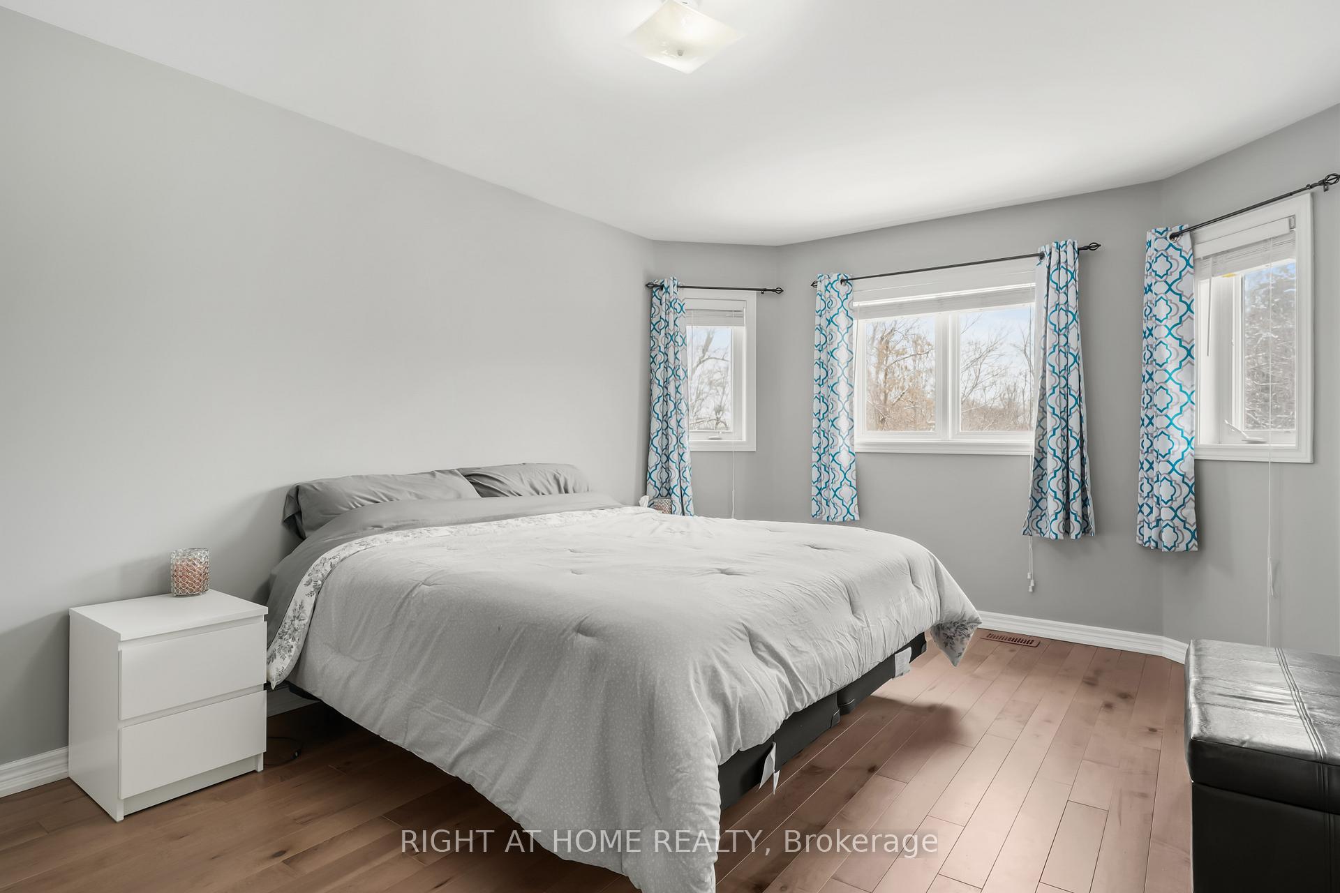 Photo 11 of 1216 Fox Hill Street, Innisfil, Alcona — HOMEH