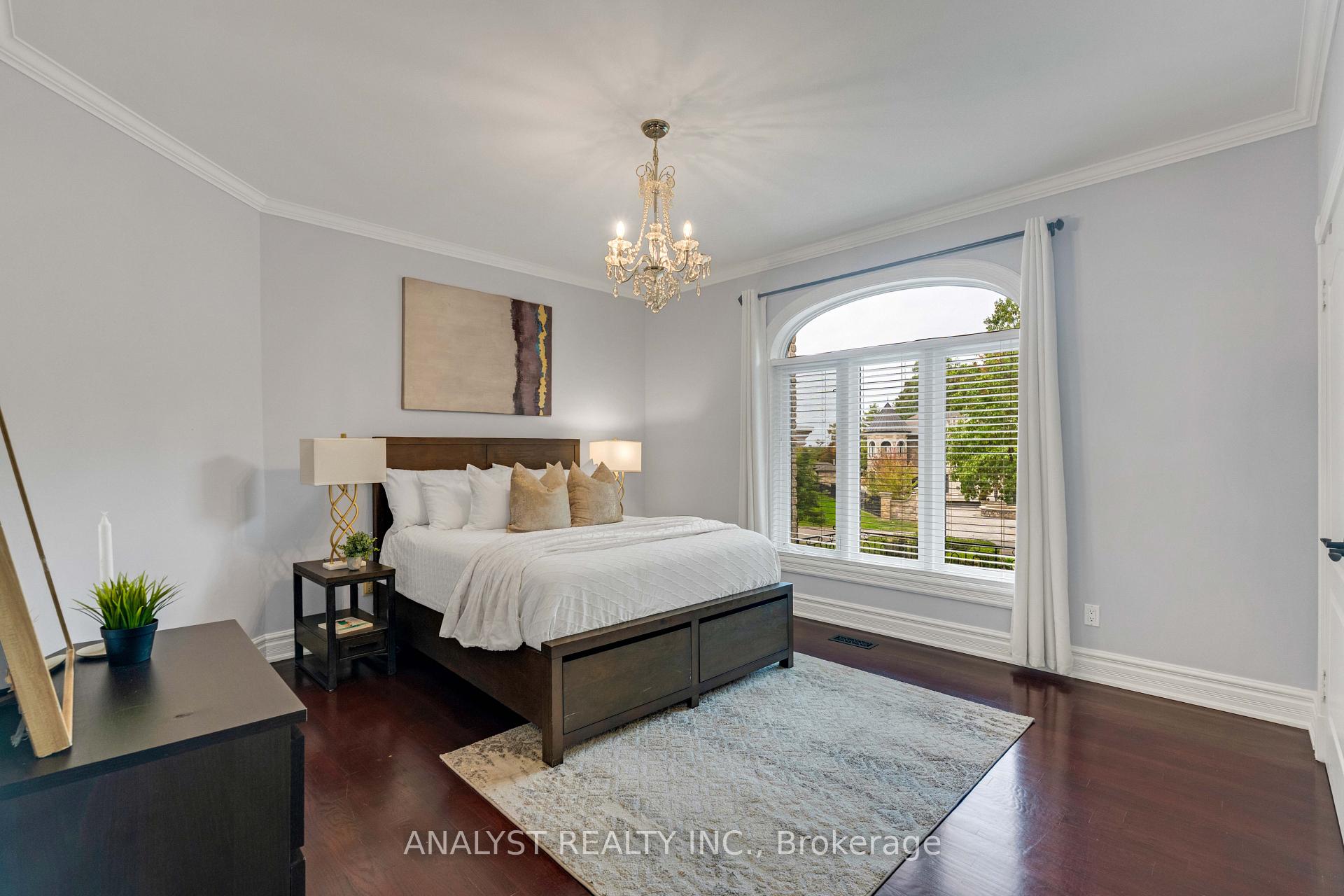 Photo 22 of 81 Orico Court, Vaughan, Kleinburg — HOMEH