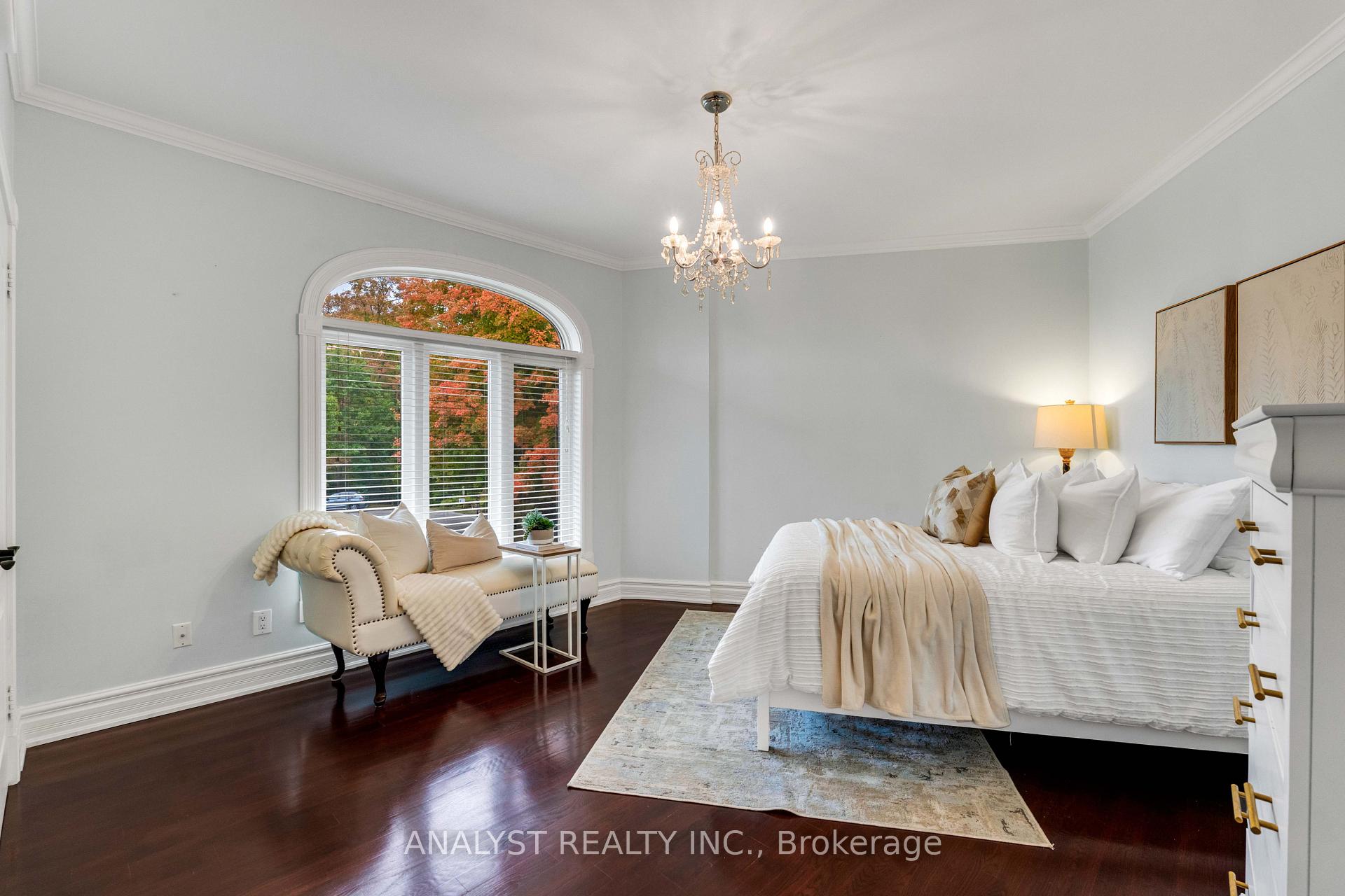 Photo 24 of 81 Orico Court, Vaughan, Kleinburg — HOMEH