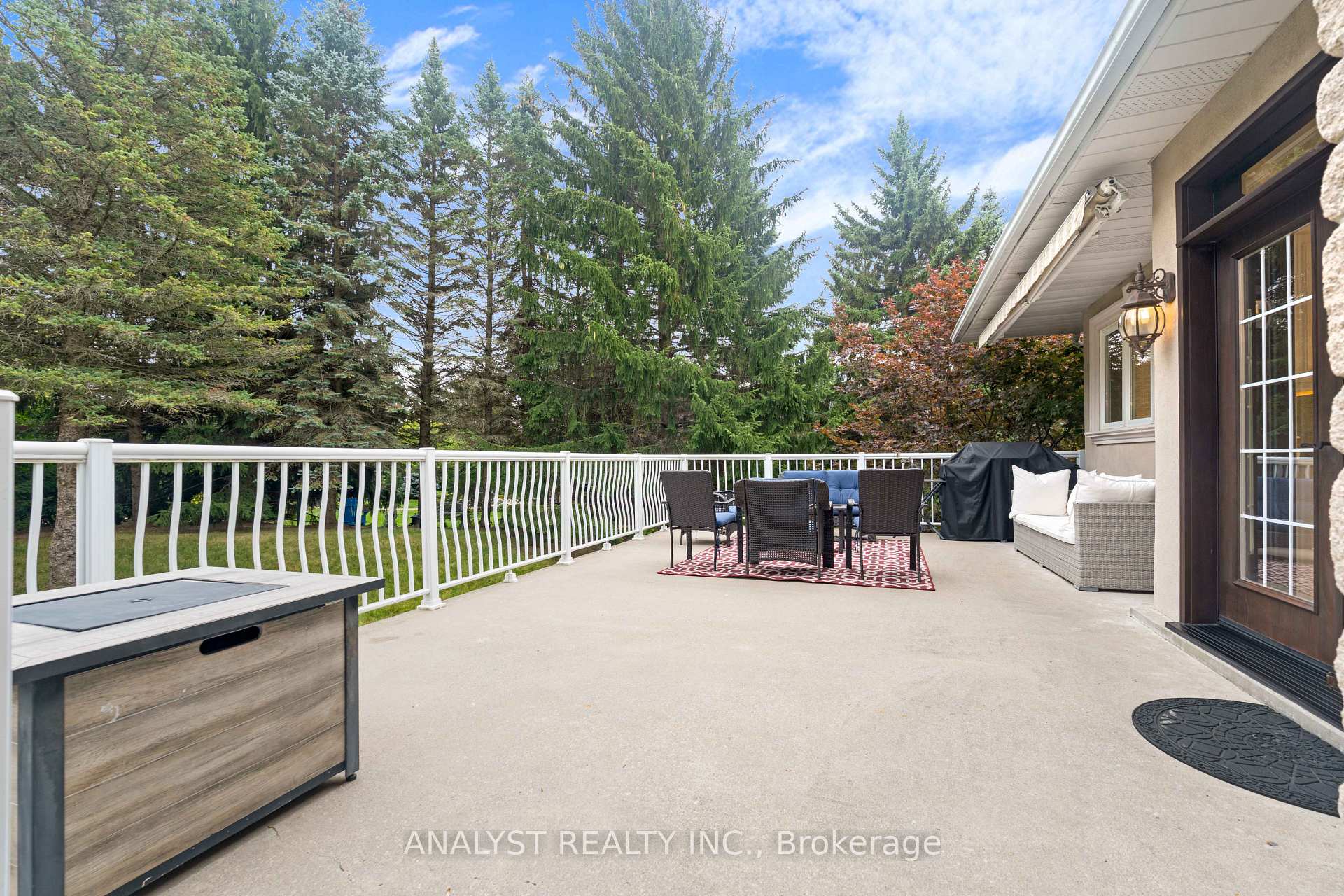 Photo 38 of 81 Orico Court, Vaughan, Kleinburg — HOMEH