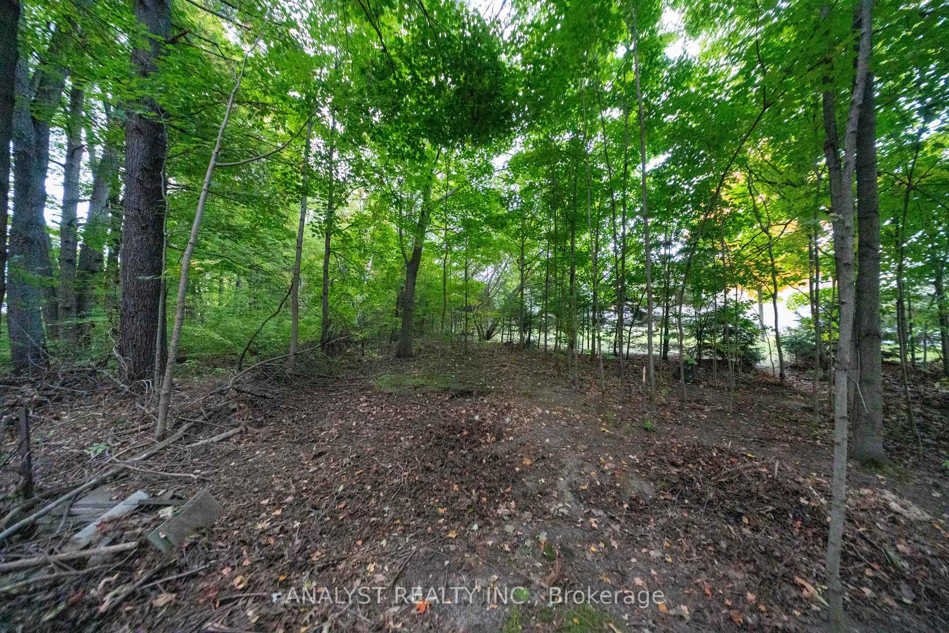 Photo 44 of 81 Orico Court, Vaughan, Kleinburg — HOMEH