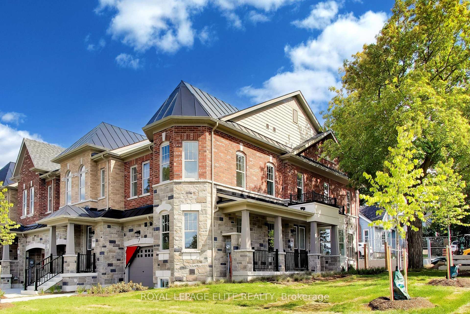 Photo of 7 Dennison Street S