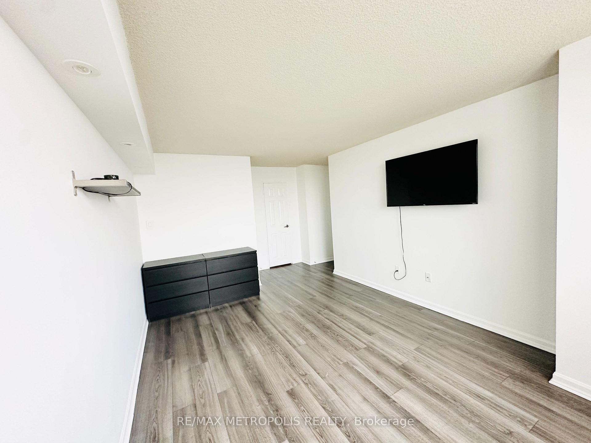 Photo 6 of Unit 1207, 80 Antibes Drive, North York, Westminster-Branson — HOMEH