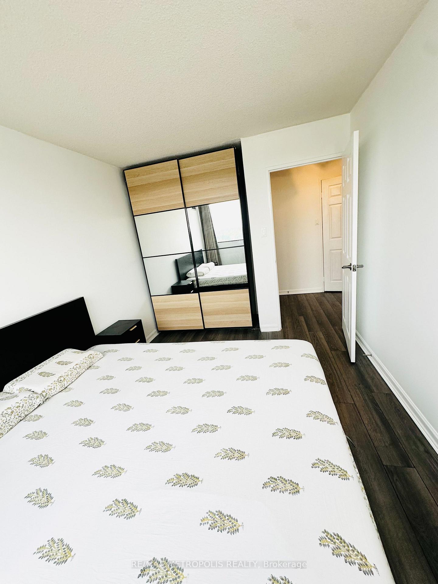 Photo 13 of Unit 1207, 80 Antibes Drive, North York, Westminster-Branson — HOMEH