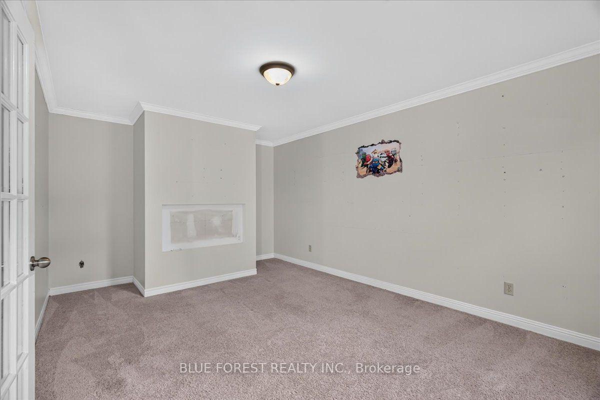 Photo 9 of 97 Timber Drive, London, South B — HOMEH