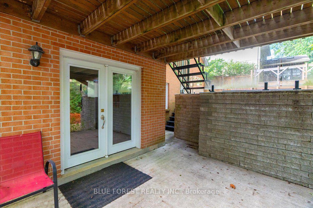 Photo 41 of 97 Timber Drive, London, South B — HOMEH
