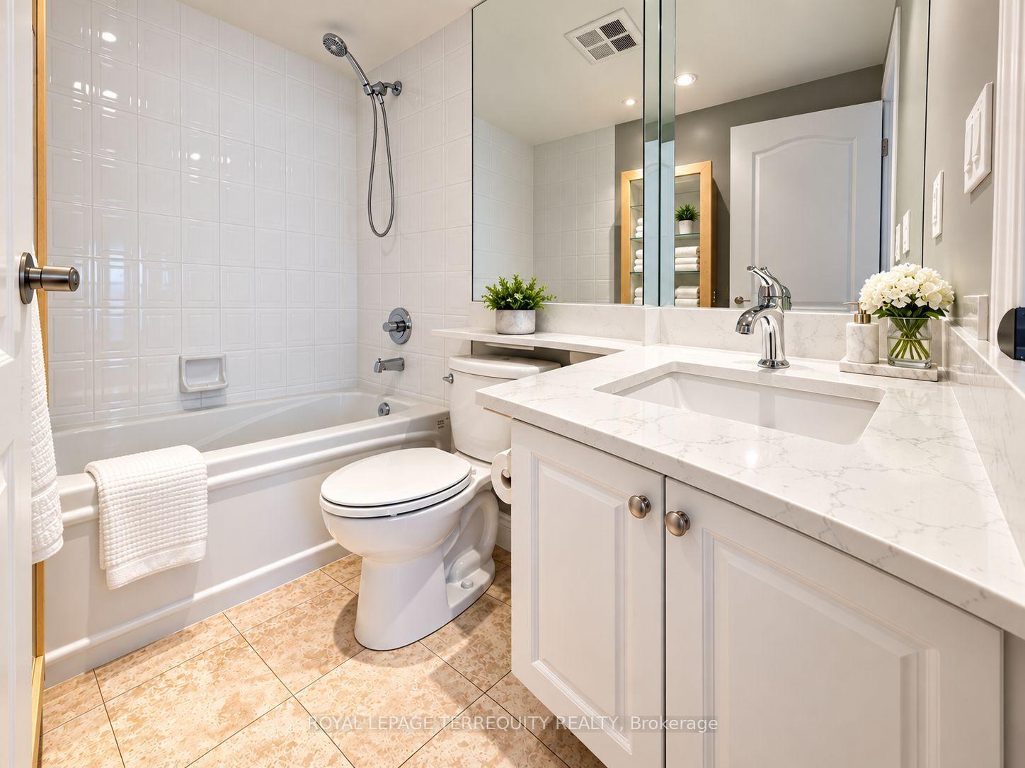 Photo 13 of Unit 304, 20 Collier Street, Toronto, Rosedale-Moore Park — HOMEH